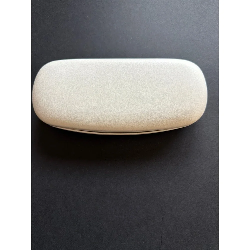 Tura White Clamshell‎ Eyeglasses Hard Magnetic Case Holder